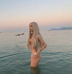 Sophia Breydo #4318230