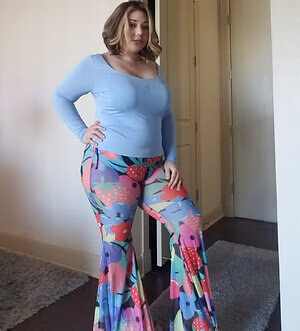 Couchqueenie #1043560