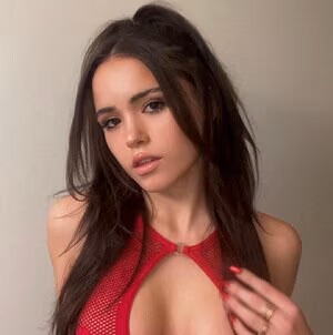 Laura Lindstrom #2583091