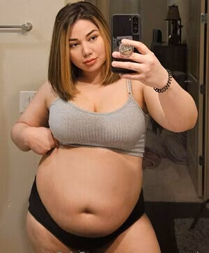 Couchqueenie #1043498