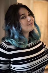 Couchqueenie #of_1997172360_0