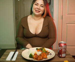 Couchqueenie #1043721