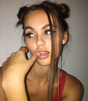 Lily Easton #2723117