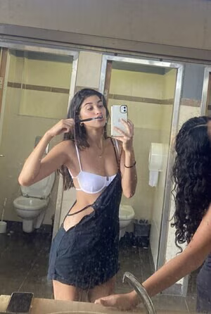 Shir Yaakov #4209617