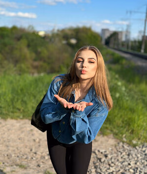 Your_missalexis #5059572